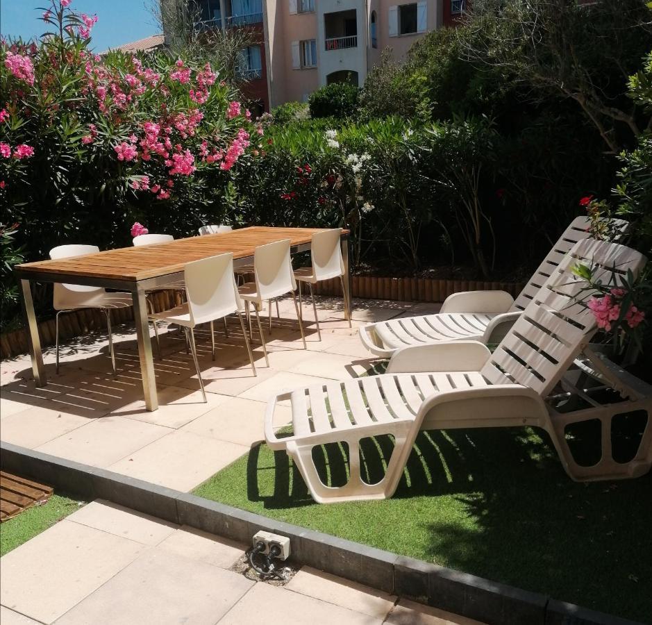 Appartement Zen A Frejus Avec Jardin, Piscine, Tennis, Proche Mer Ngoại thất bức ảnh