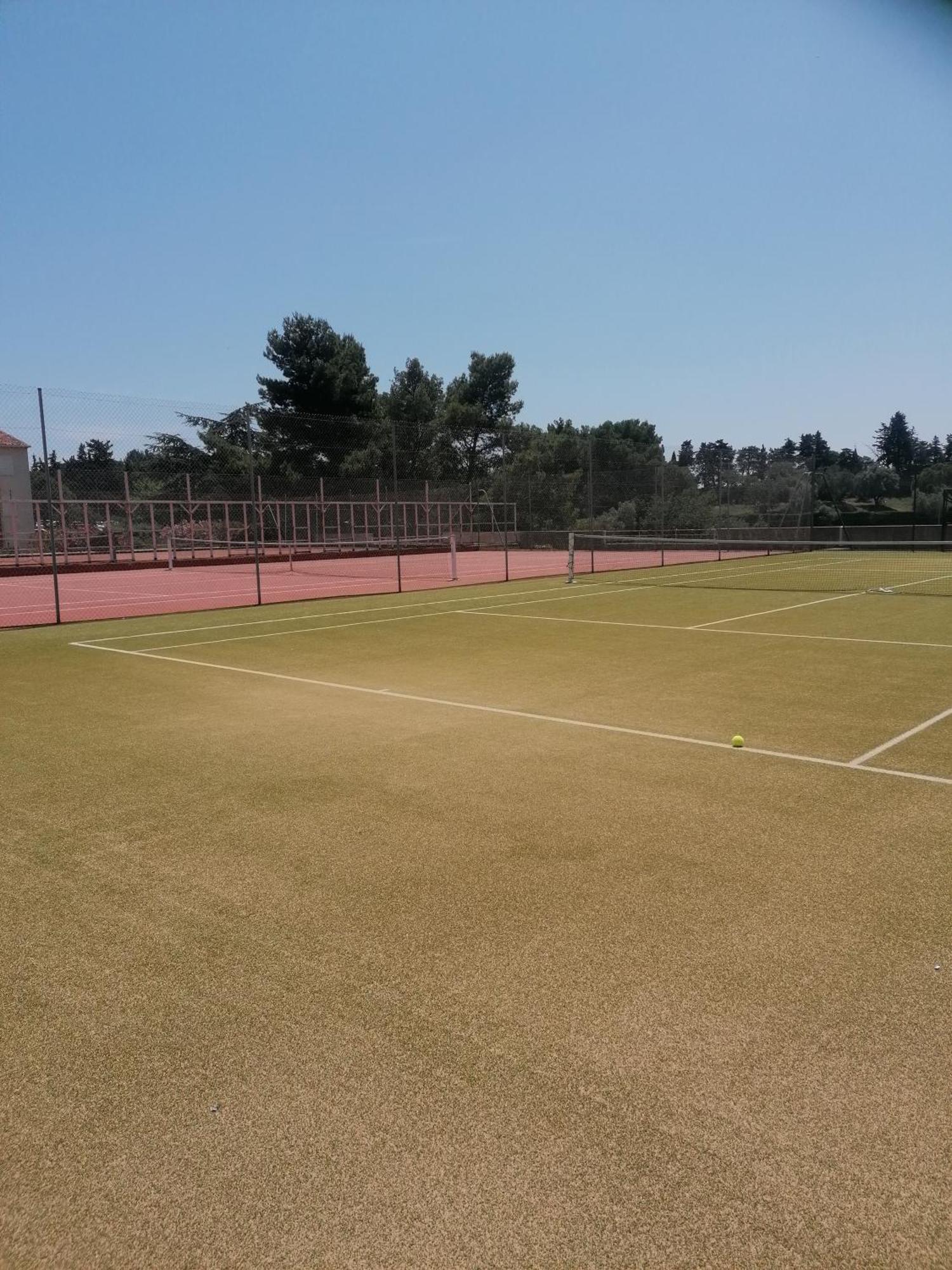 Appartement Zen A Frejus Avec Jardin, Piscine, Tennis, Proche Mer Ngoại thất bức ảnh